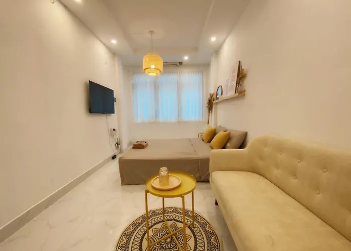 MICHI Lý Nam Đế 100m đến phố Đường Tàu